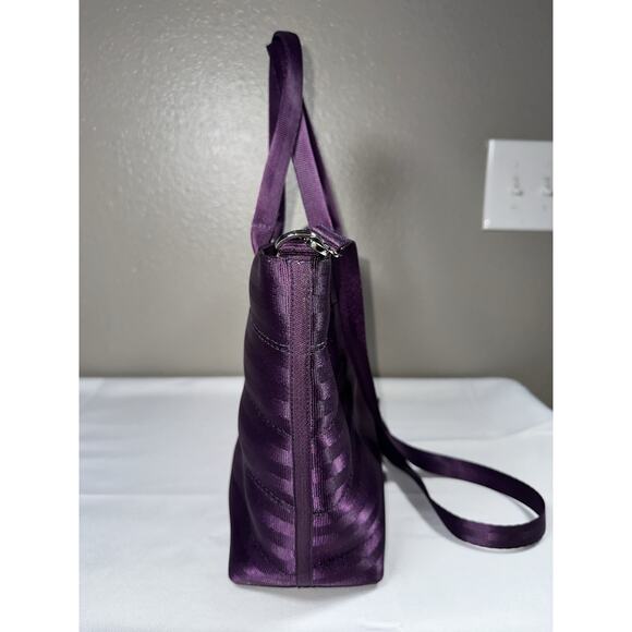 Harveys Seatbelt Bag Streamline Tote Purse Handbag Crossbody Purple - Picture 3 of 8